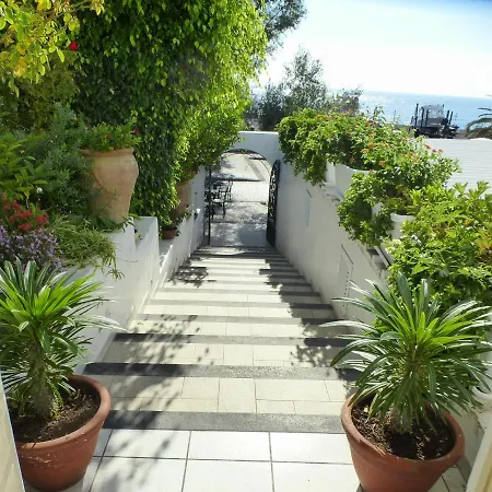 Ginestra Sulla Di Holiday home *